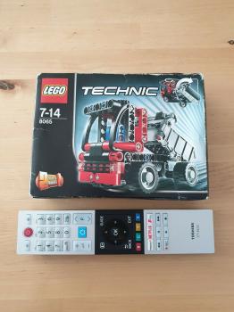 LEGO Technic Mini Container Truck (8065)