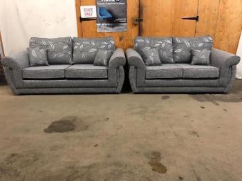 Shannon 32 sofas in Dundee silver fabric