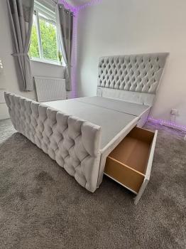 4 FOOT - ROMNEY DIVAN with 4 drawers floor standing headboar