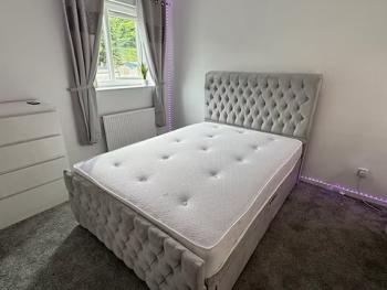 SUPER KING - ROMNEY DIVAN with 4 drawers floor standing head