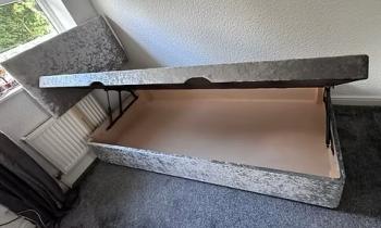 SINGLE - SIDE LIFT DIVAN OTTOMAN BED WITH 20 INCH HB
