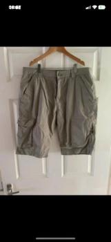Lee Cooper beige cargo work casual shorts in size 34"