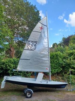 Sailing dinghy Supernova