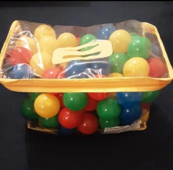Ball pool colourful balls