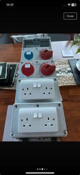 Mennekes Power Supply